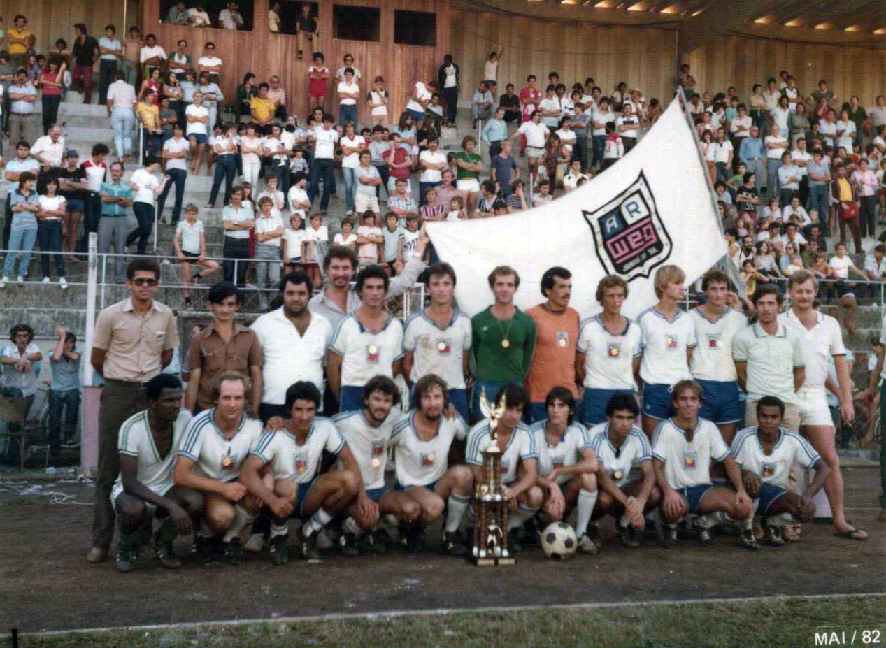 Futebol de campo Arweg 1982